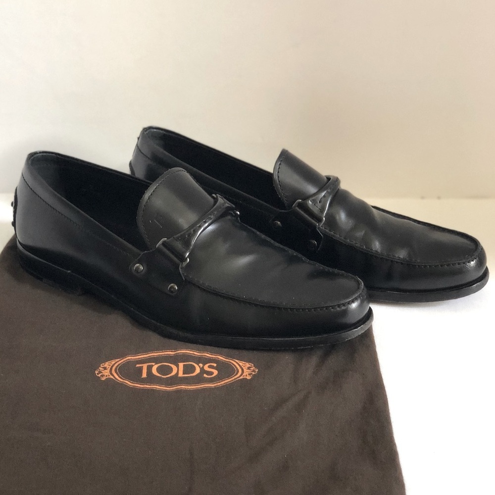 Tod’s Black Leather Loafers